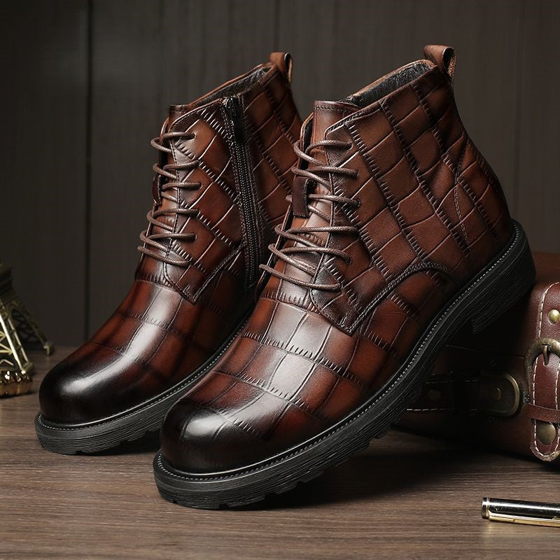 Stylish checked leather boots for men