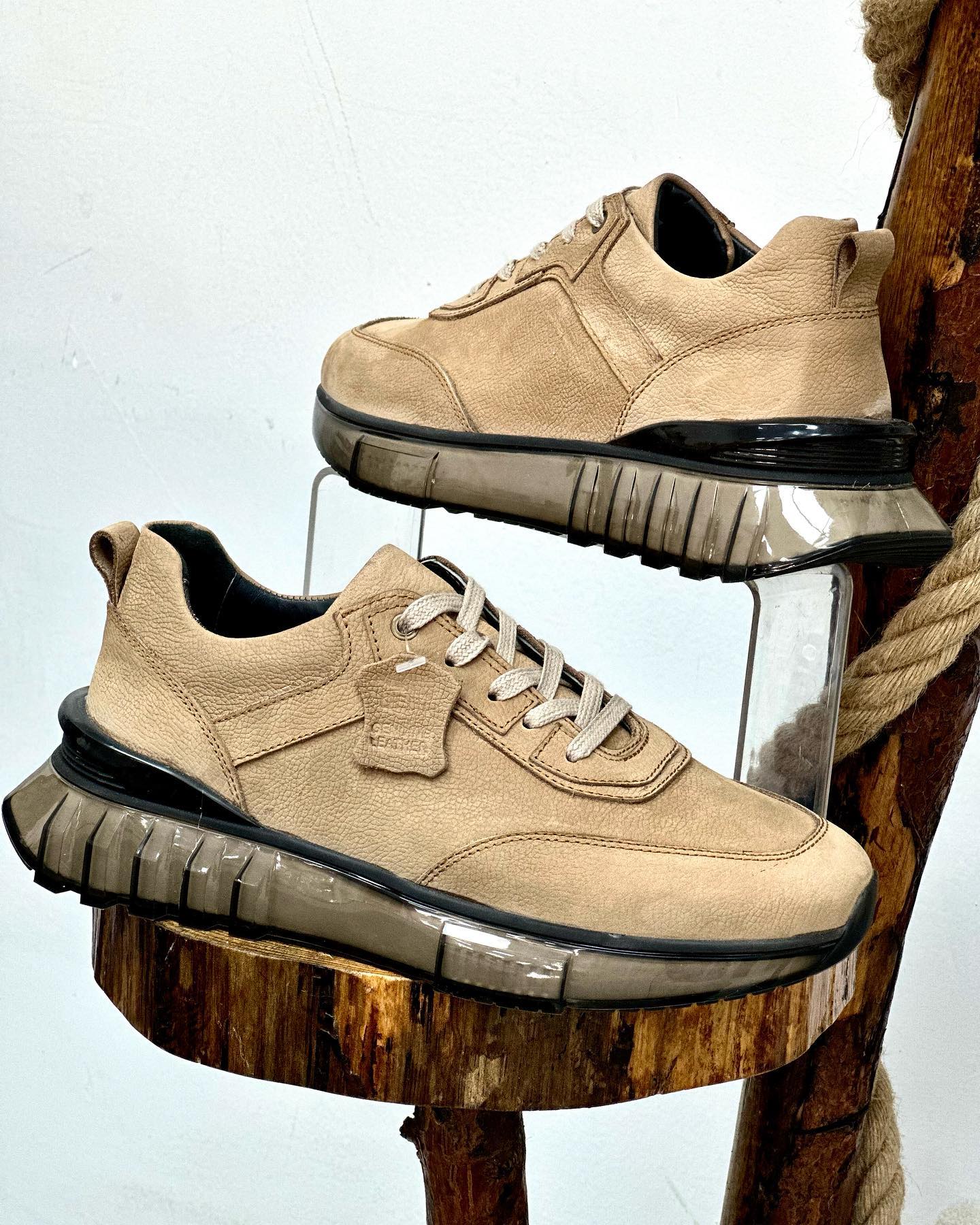 Vintage Look Suede Leather Sneakers