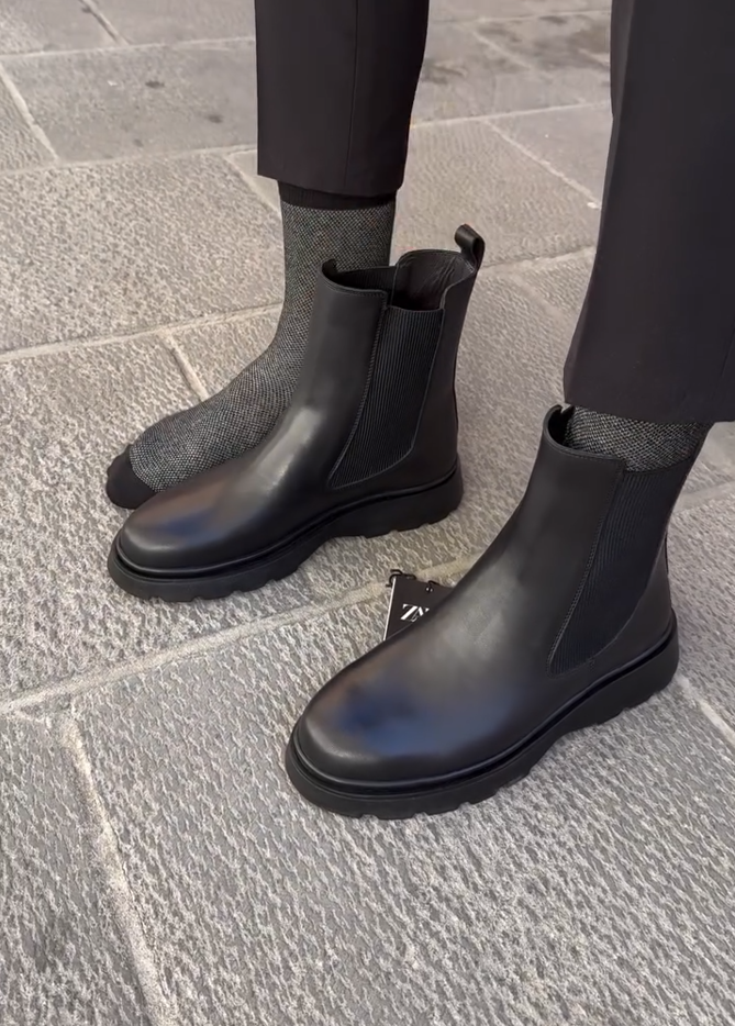 Black Leather Ankle Chelsea Boots