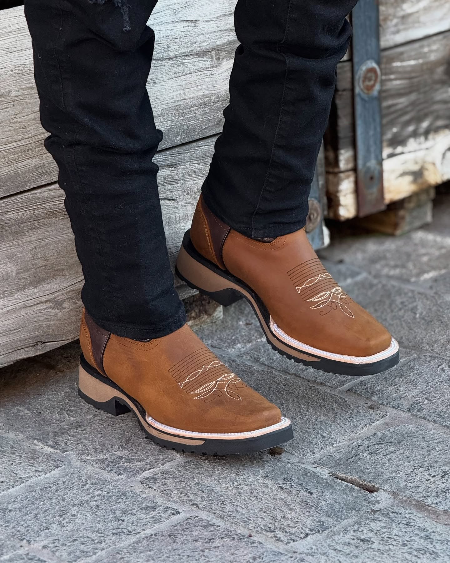 Totem Thick Heel Knight Boots Embroidered Square Toe Martin Boots