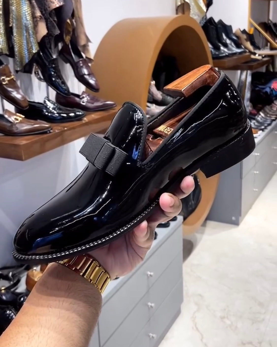 Elegant Bow Glossy Leather Men's Dress Shoes