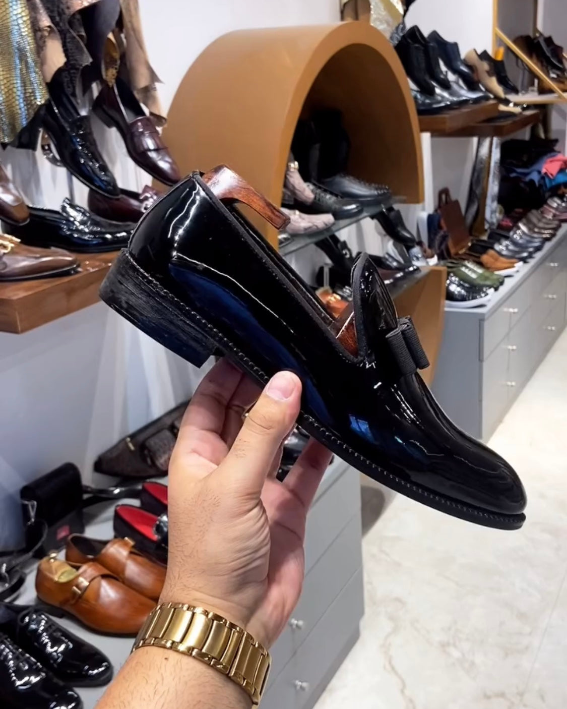 Elegant Bow Glossy Leather Men's Dress Shoes