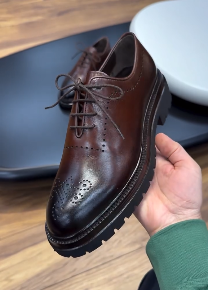 Business formal oxford shoes