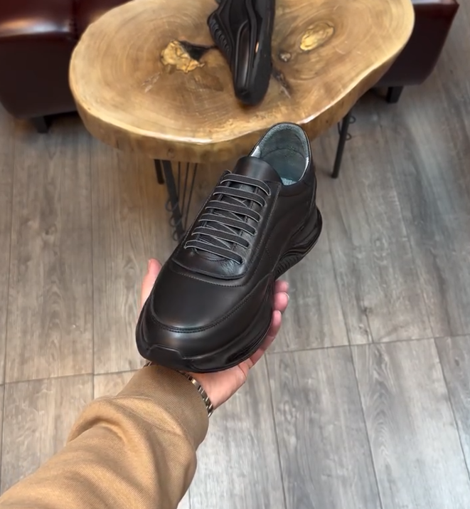 Black Comfort Calfskin Sneakers