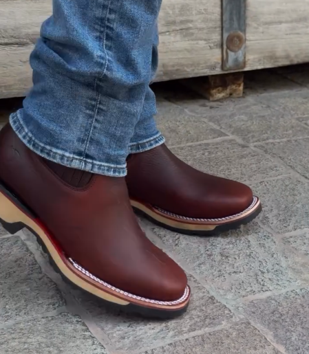 Men's Scratch-resistant Genuine Leather Boots