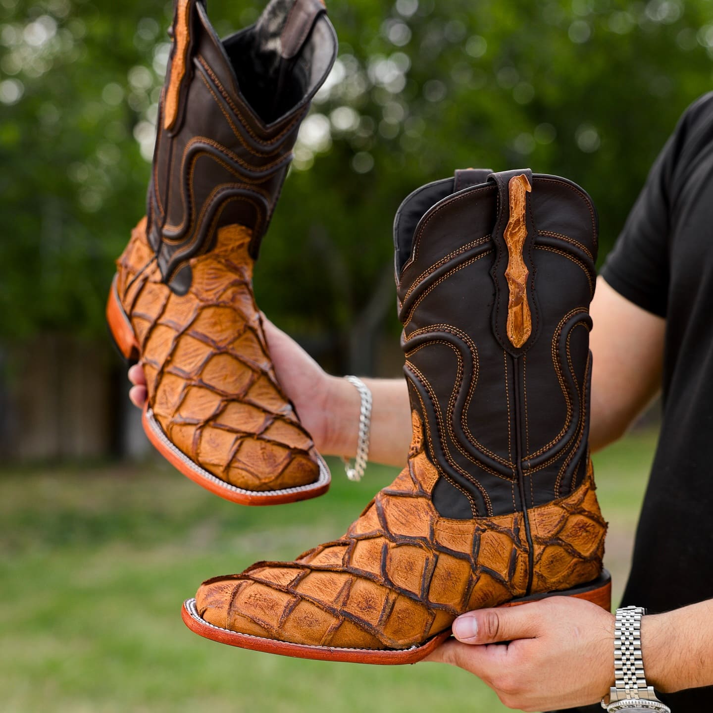 Artisan Rustic Matte Piraroucu Boots