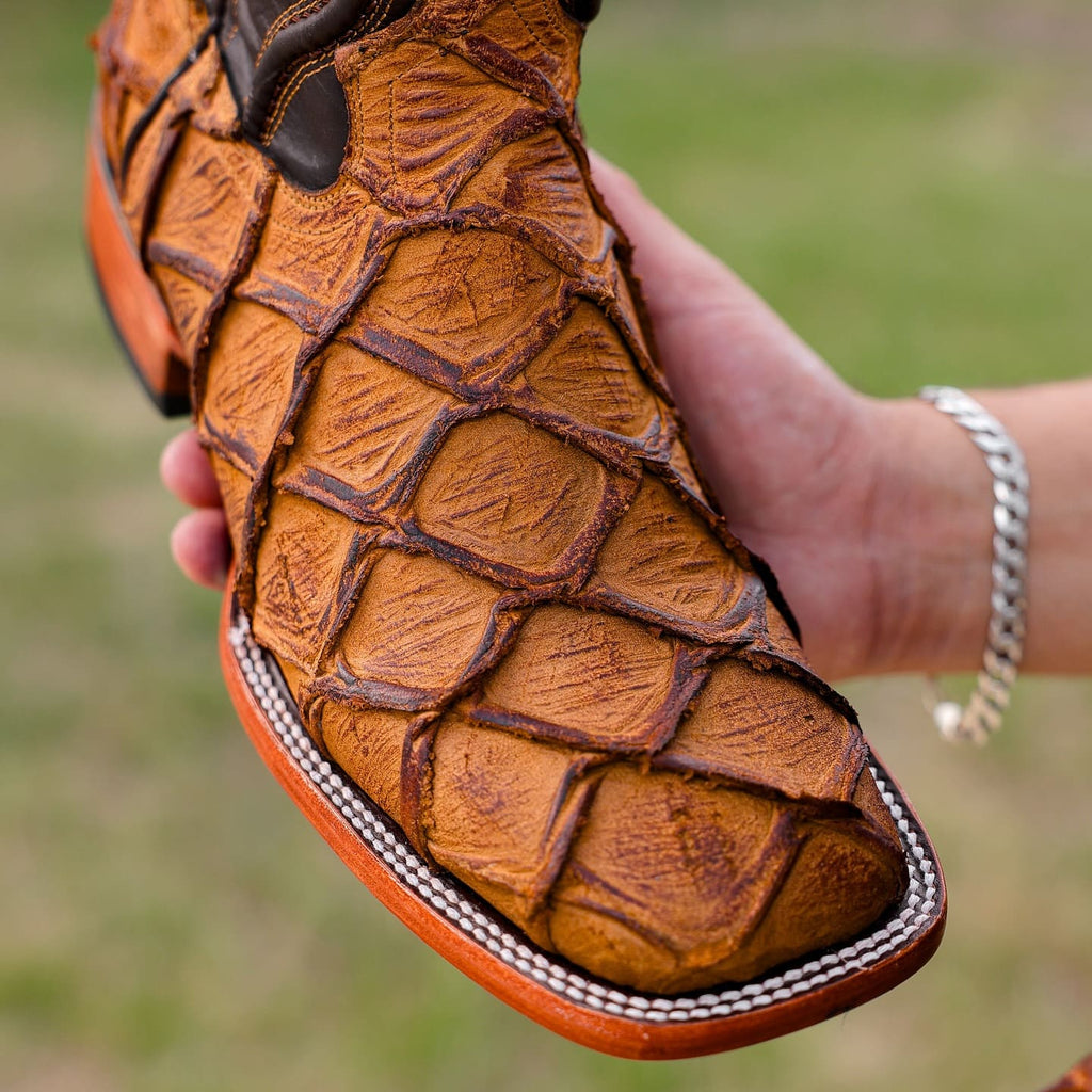 Artisan Rustic Matte Piraroucu Boots