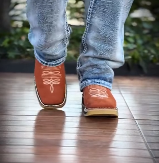 Special Edition Embroidered Suede Ankle Boots(Buy 2 Free Shipping✔)