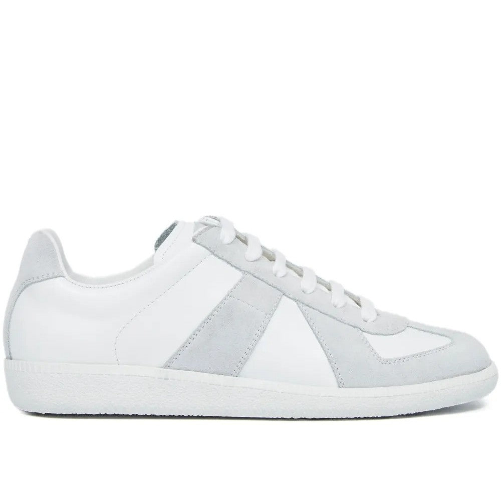 Low-top leather sneakers