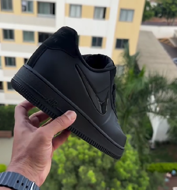 Matte & Gloss Leather Air Force Style Low-Top Casual Sneakers
