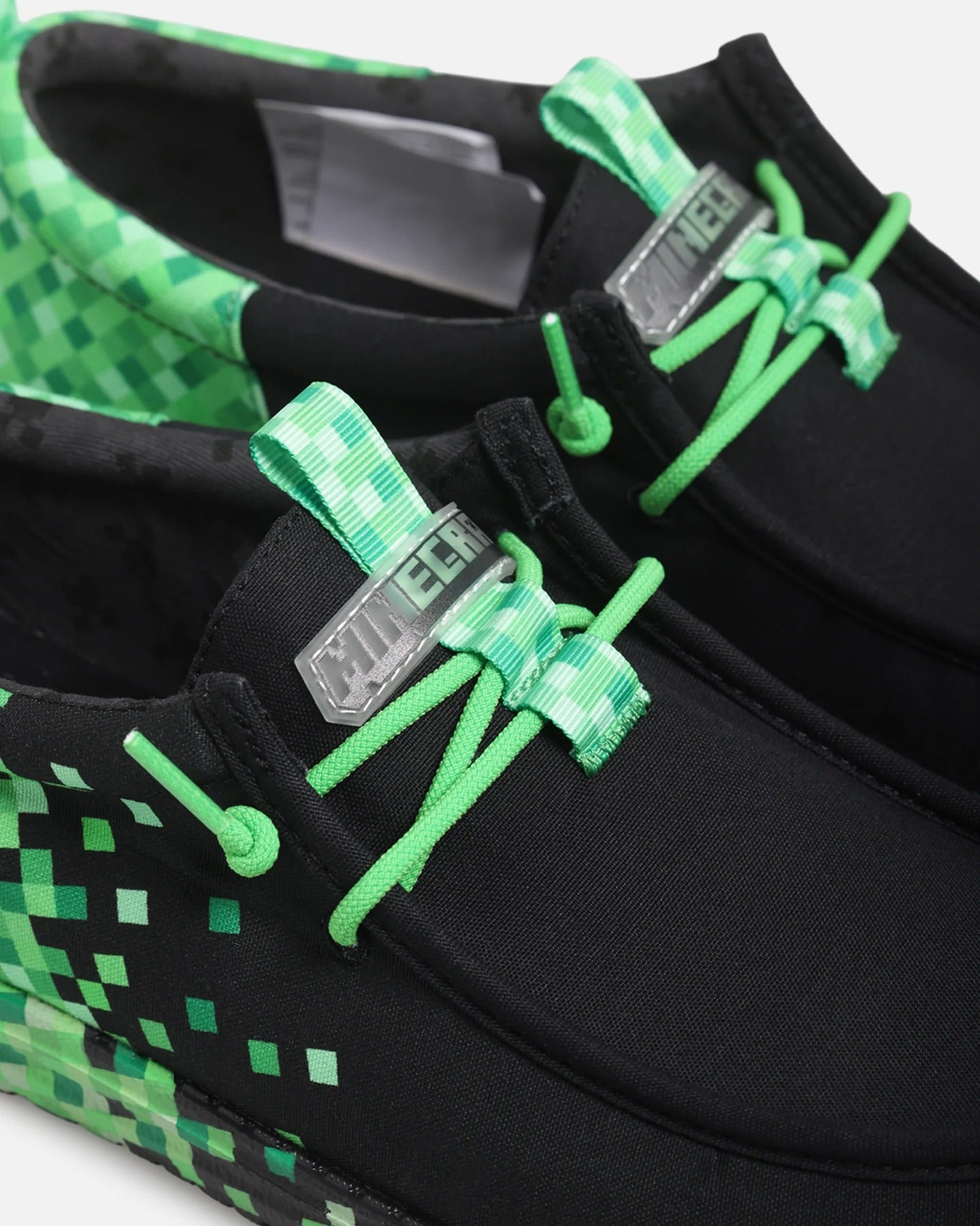 Minecraft X Wally Funk Creeper
