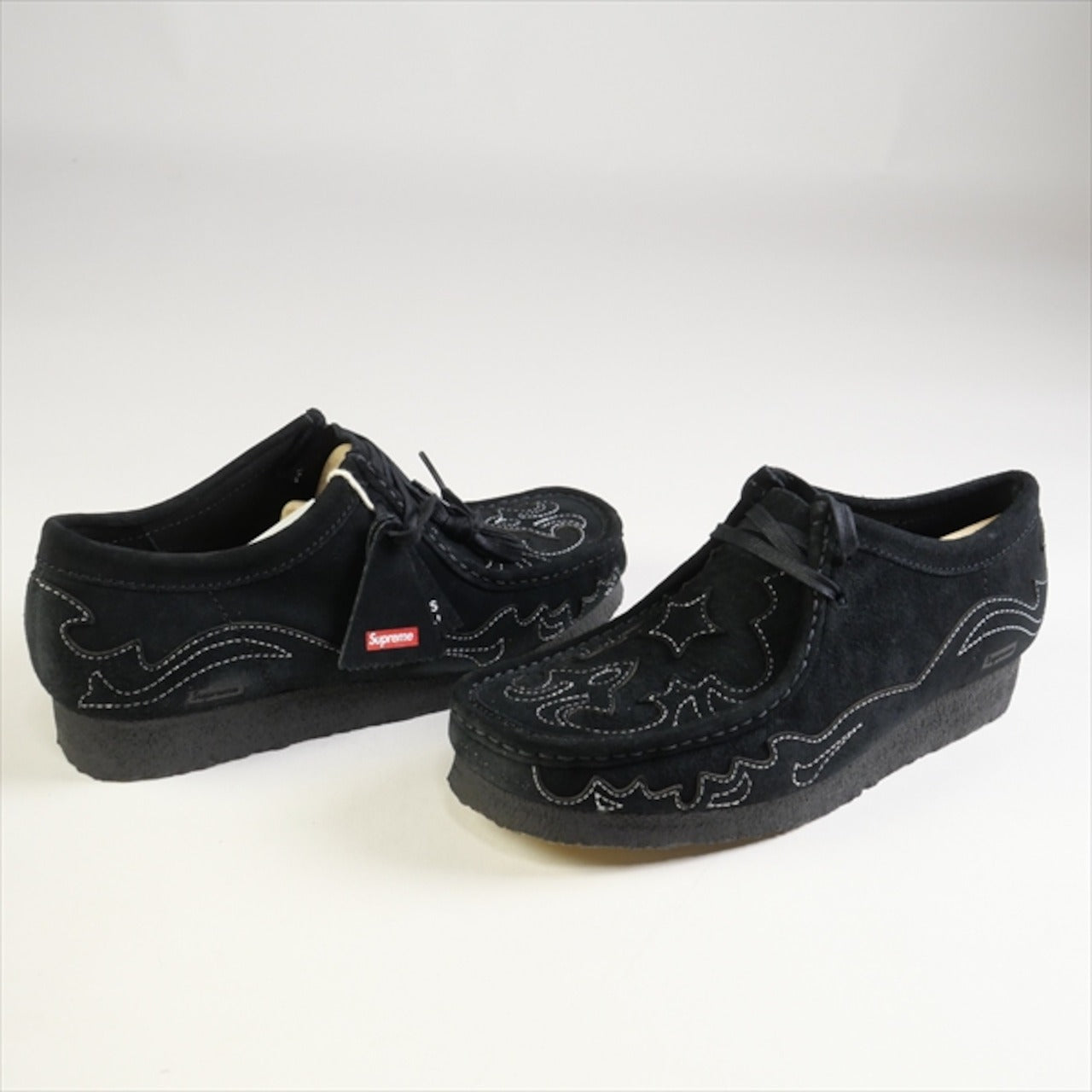 Supreme x Clarks Originals Shoes