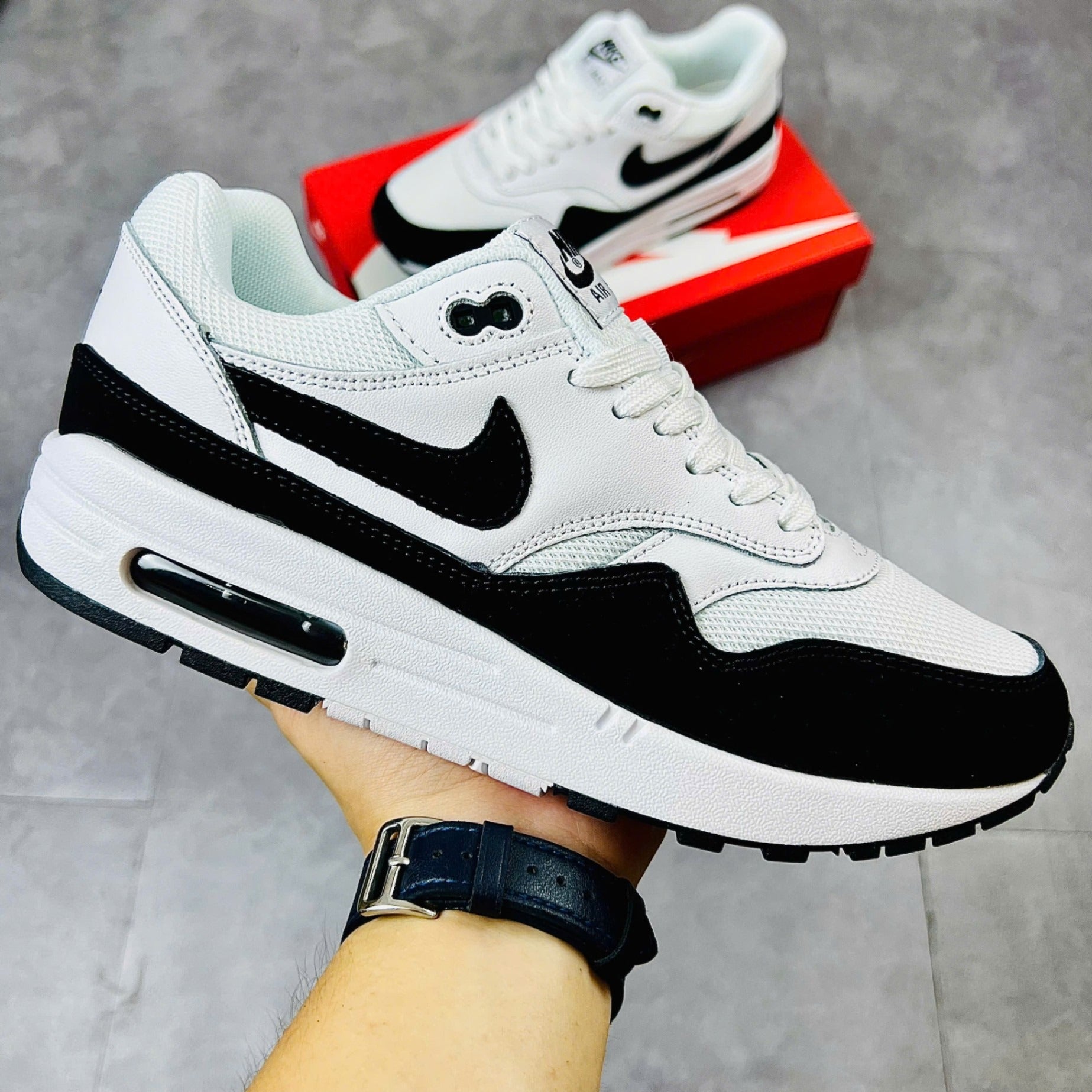 Air Max 1 sneakers