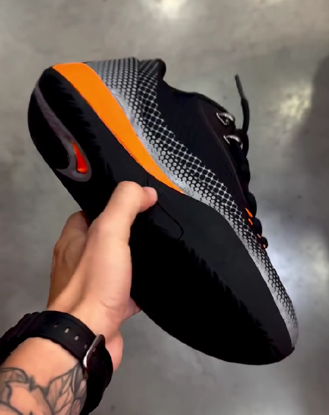 Men's Air Cushioning Sneakers