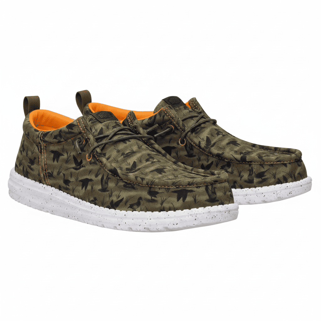 Wally Funk Duck Print Casual Shoes