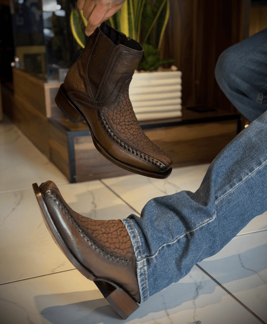 Rancho Pebbled Grain Chelsea Boot